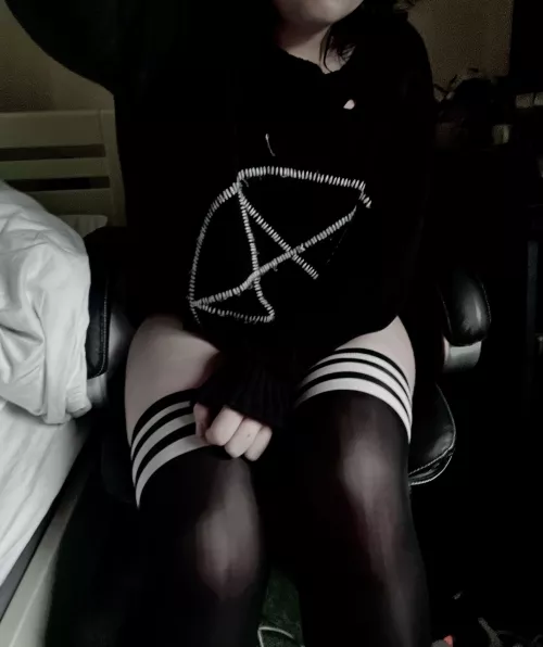 Femboy in need of bitch to own and control , @curvybottom6 snap also in bio