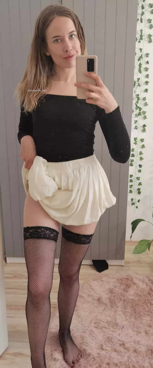 First post here... Hi :*