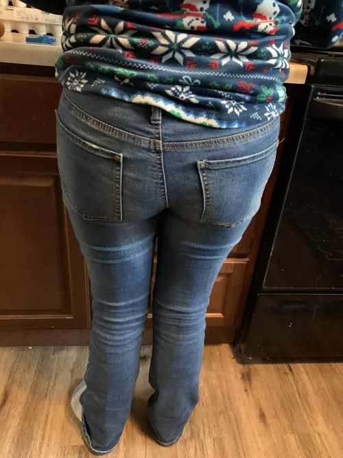 Freshly fucked and then stuck in these jeans.