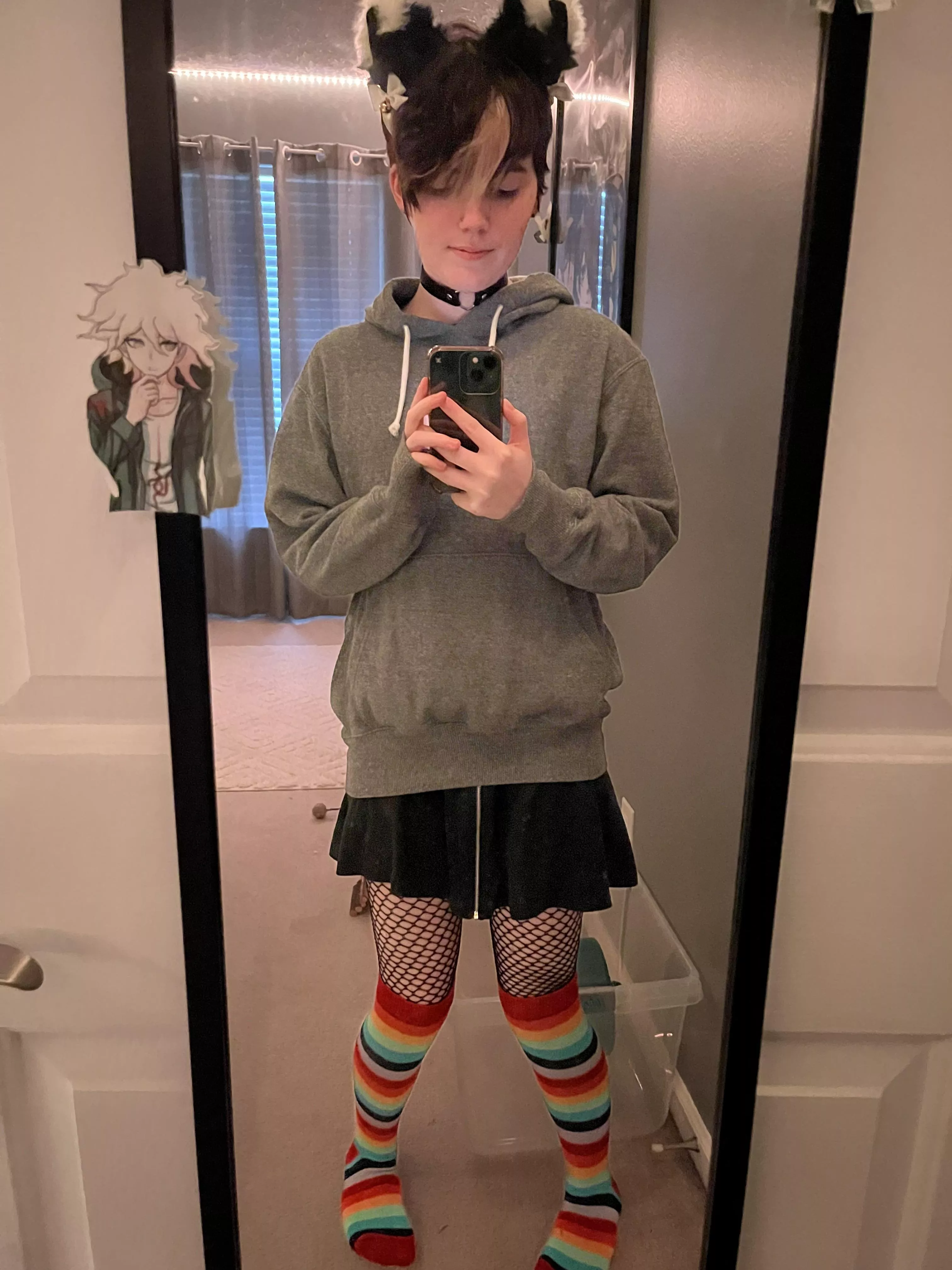 Happy femboy Friday, but on a Tuesday!