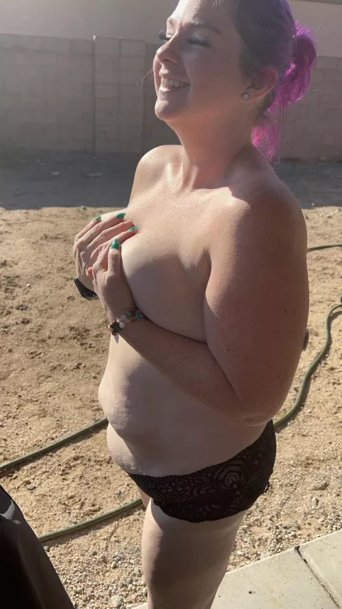 Happy knowing you like the teasy pics