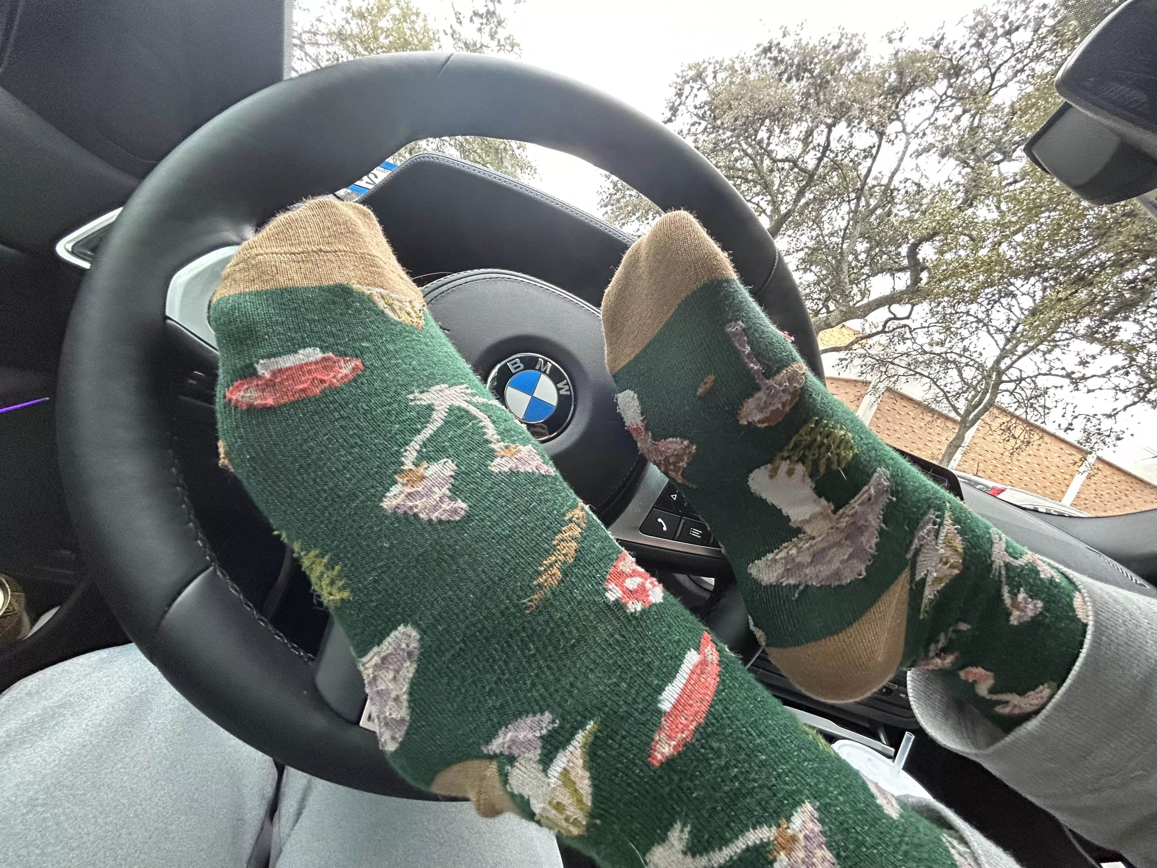 He couldn’t stay away from these feet ;)