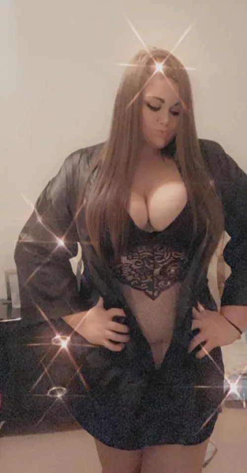 I had an attitude today, do you lick it out of me or spank it out of me 😈👅👏🏼