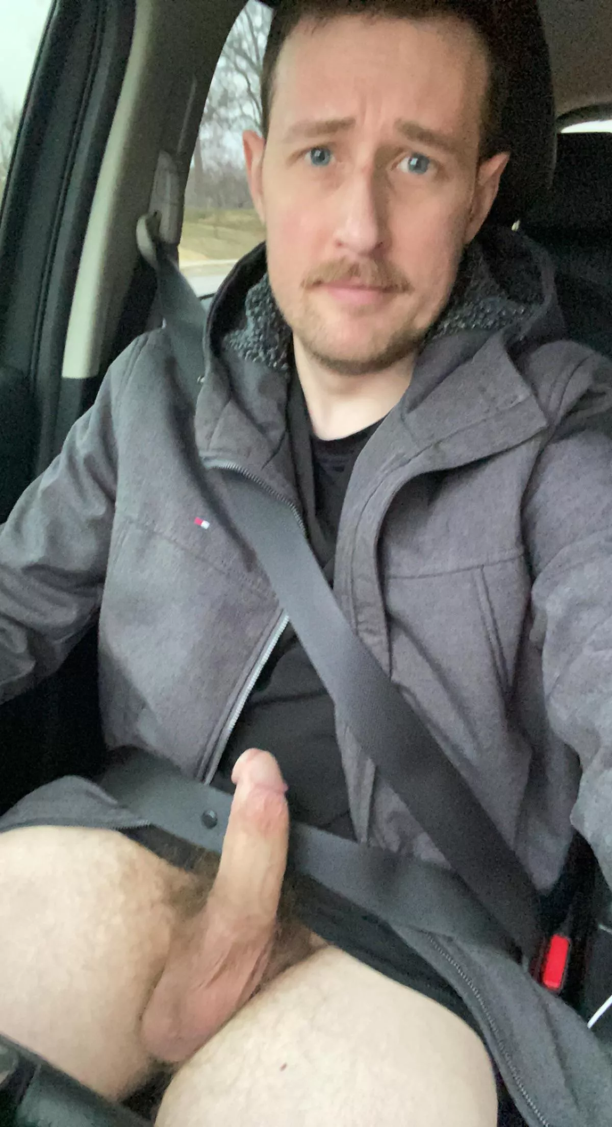 I love that you don’t know I’m hard when you pull up next to me