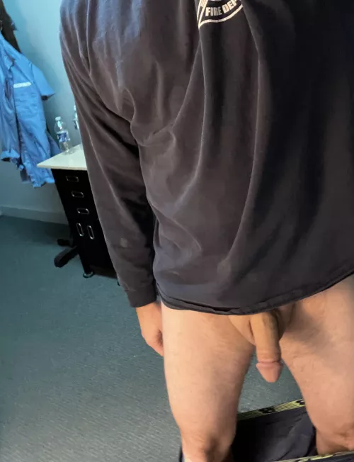 I think I need a longer shirt!