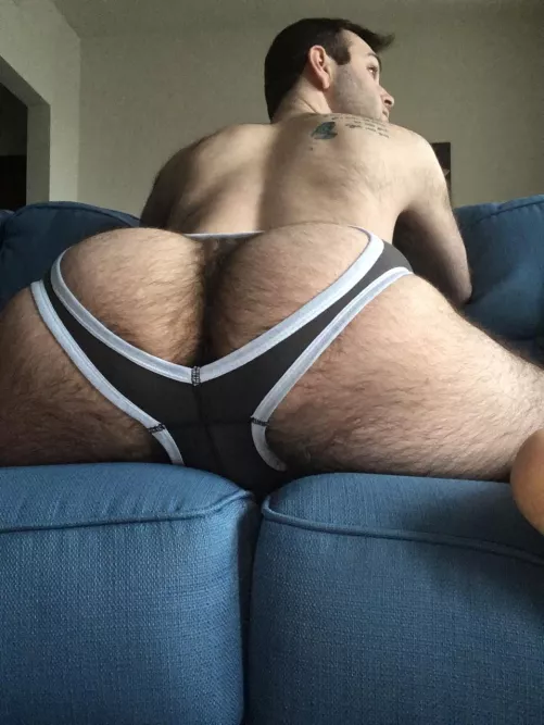 I’d love a big bear to use me 🙈