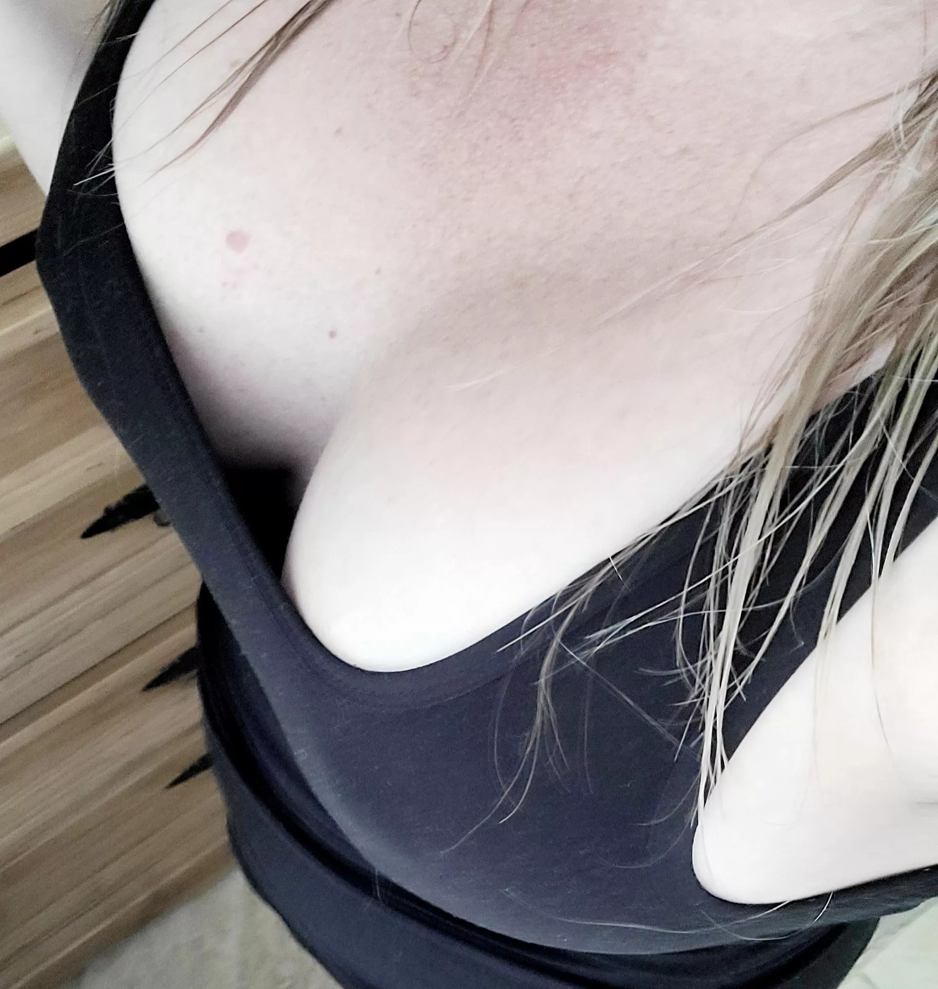 Is this acceptable to wear to lunch with hubby and friends?