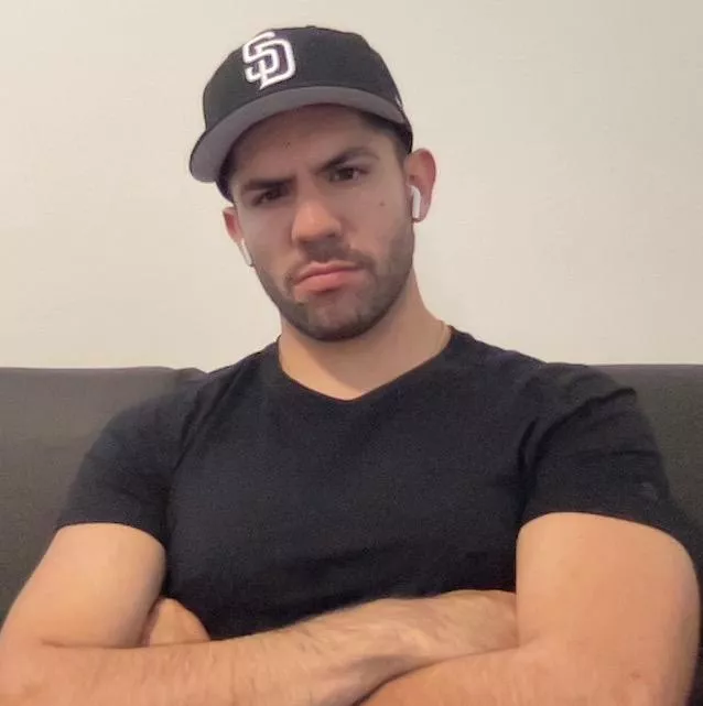 kissed a dude for the first time yesterday