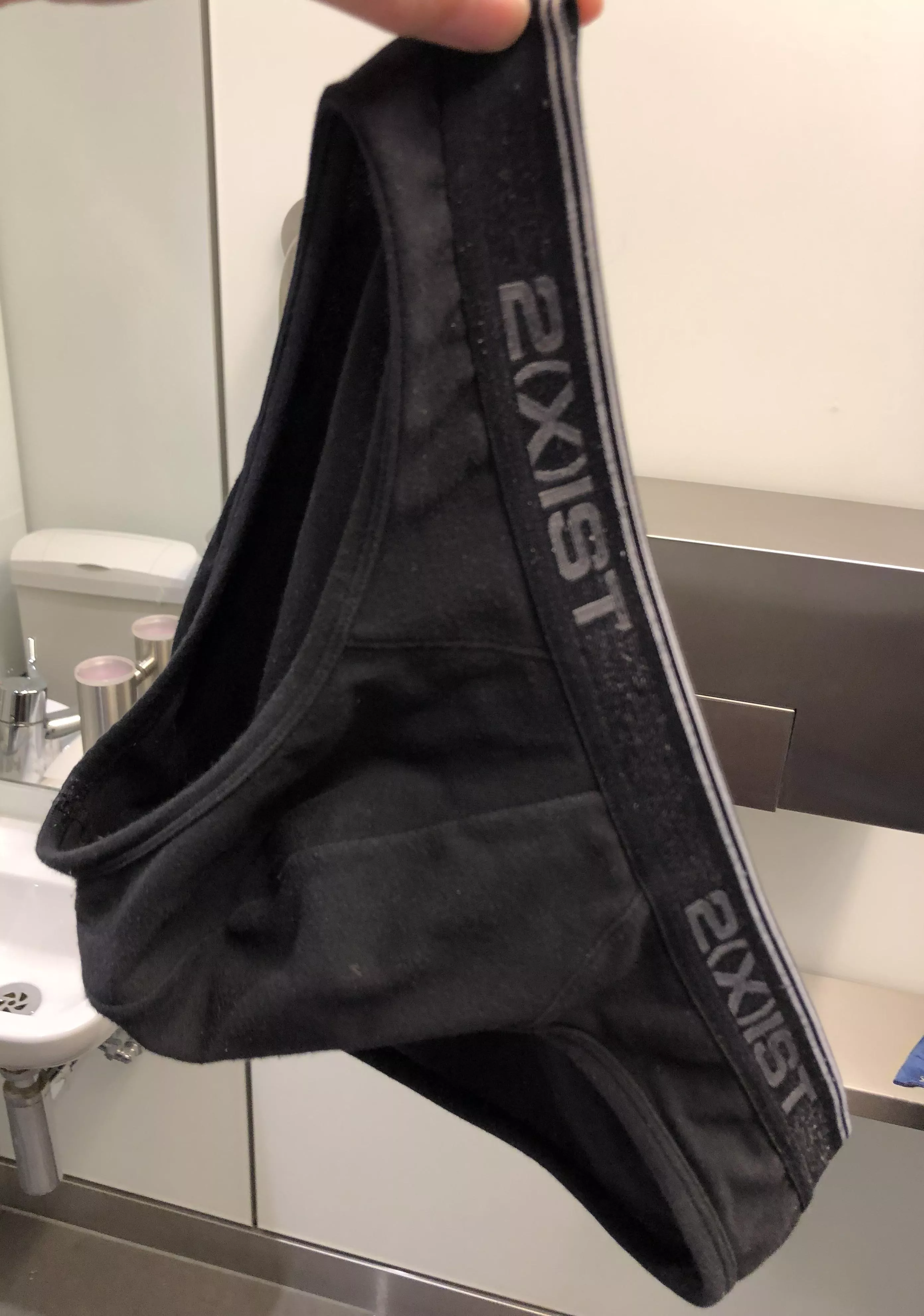 Last day of work for 2022. Was so excited at work this afternoon I decided to take my underwear off and go commando for the afternoon, so hopefully my discarded briefs are accepted on this sub.
