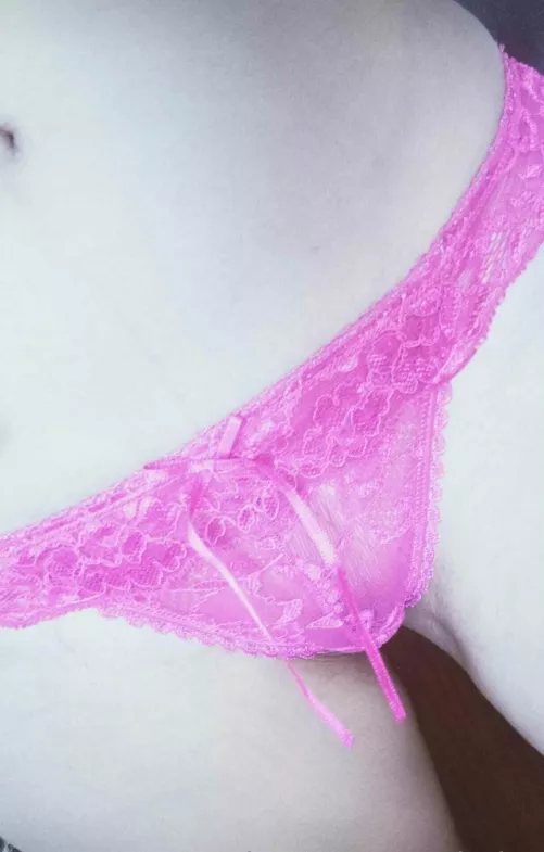 Let me share my pink panties with you 💓