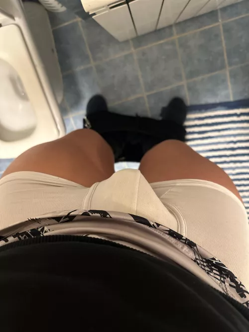 Lets compare them dicks, winner picks casualties 😈🍆