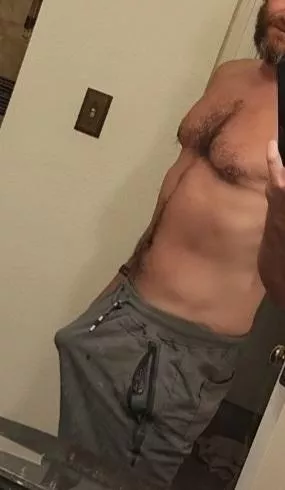 Mornings are hard (40s)