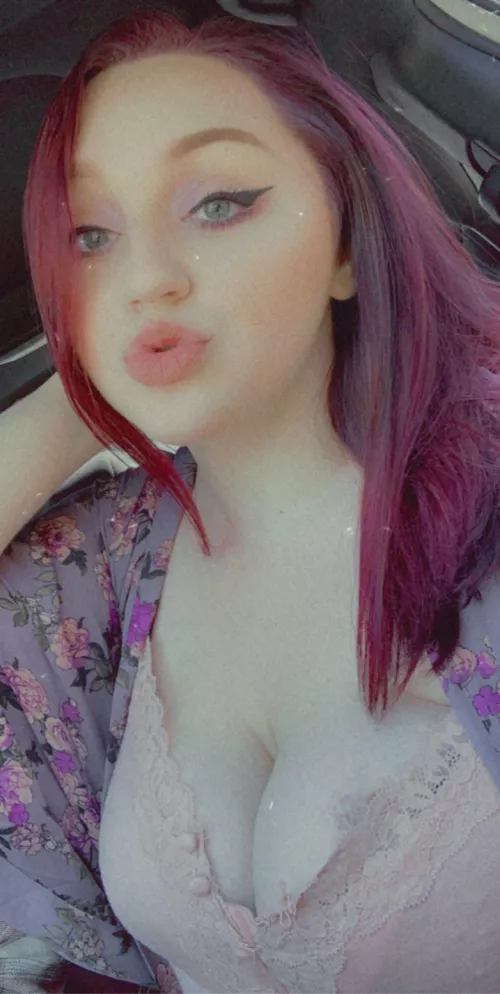 My inbox is dry, can’t a thick sub get some love 🥰