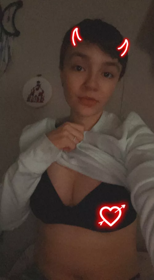 My tits have gotten soooo big recently #mommymilkers