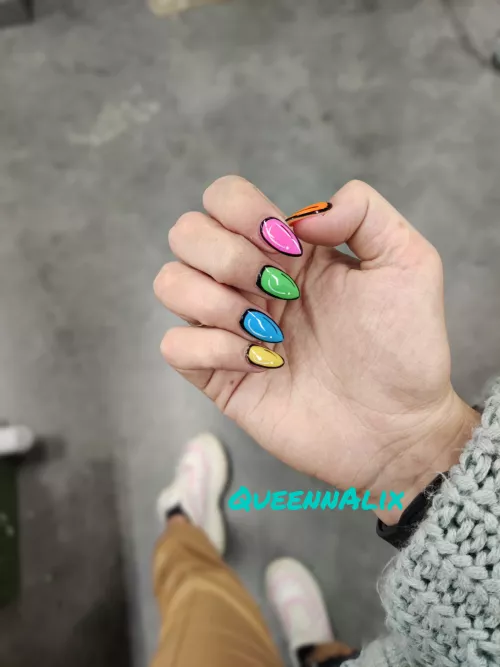 New claws, i don't do christmas nails 😝