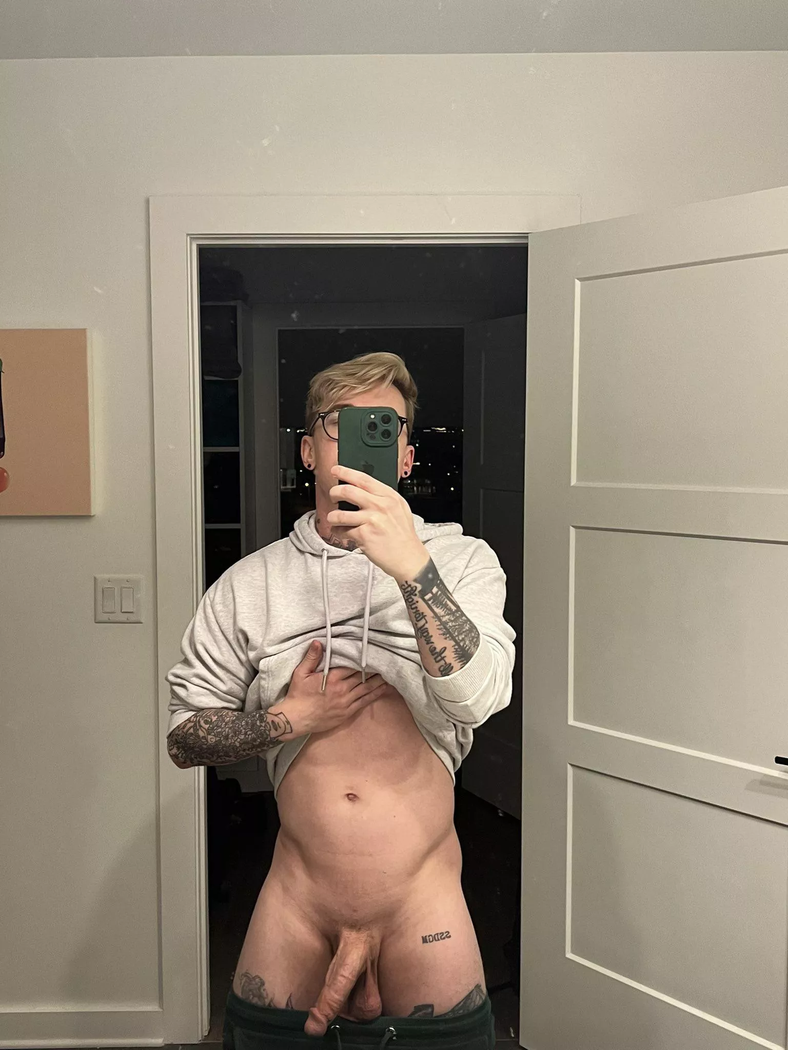 Rate my cock in the comments and I’ll send you a surprise