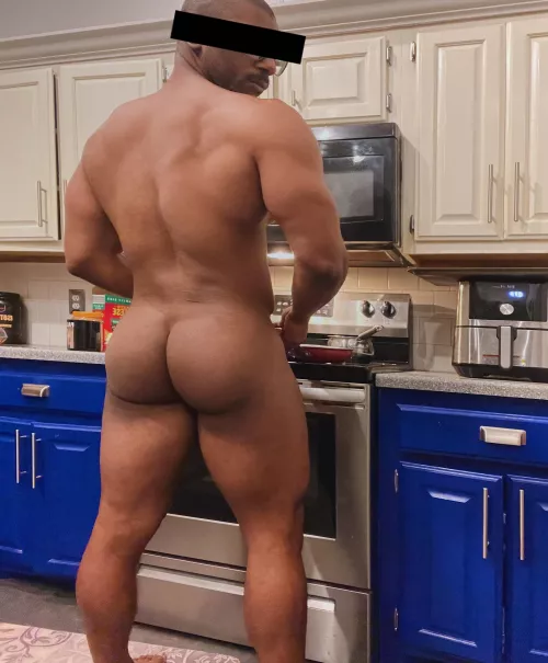 Really loving my backside progress, stay tuned for more