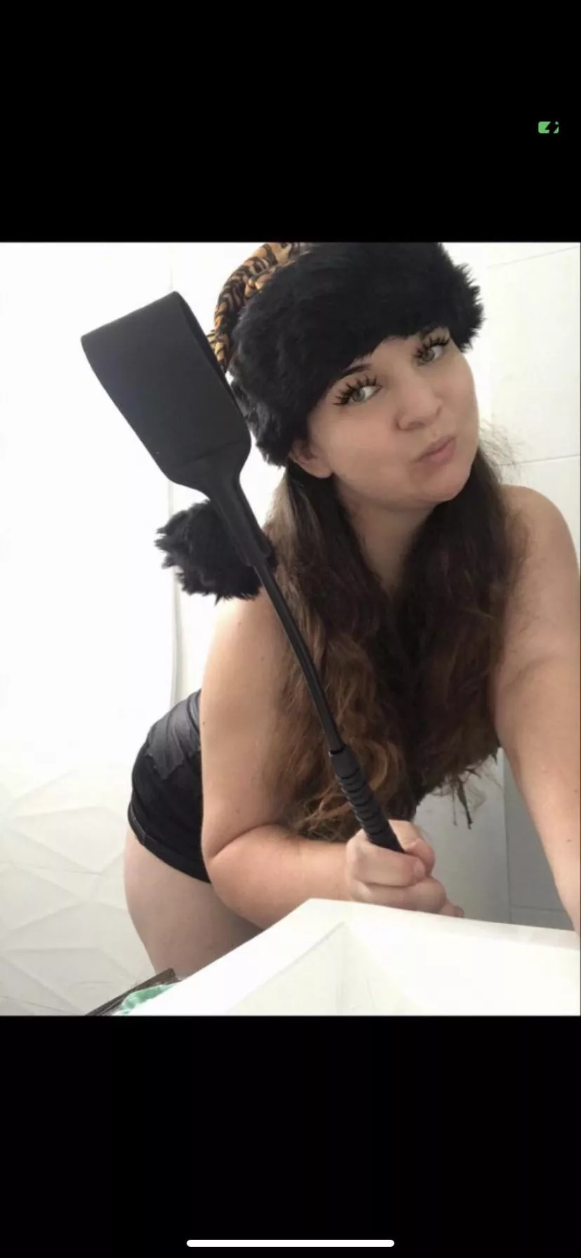 [selling]🔥goddess of humiliation🔥✨AMAZING customs✨fetish friendly💋sph queen👑 sexting, roleplay😈femdom/findom☠️, joi,skat, FTworship,GFE, used items, live camshows, cockrates. & so much more 😍.. Kik me @cateyes76950/sc teenn 