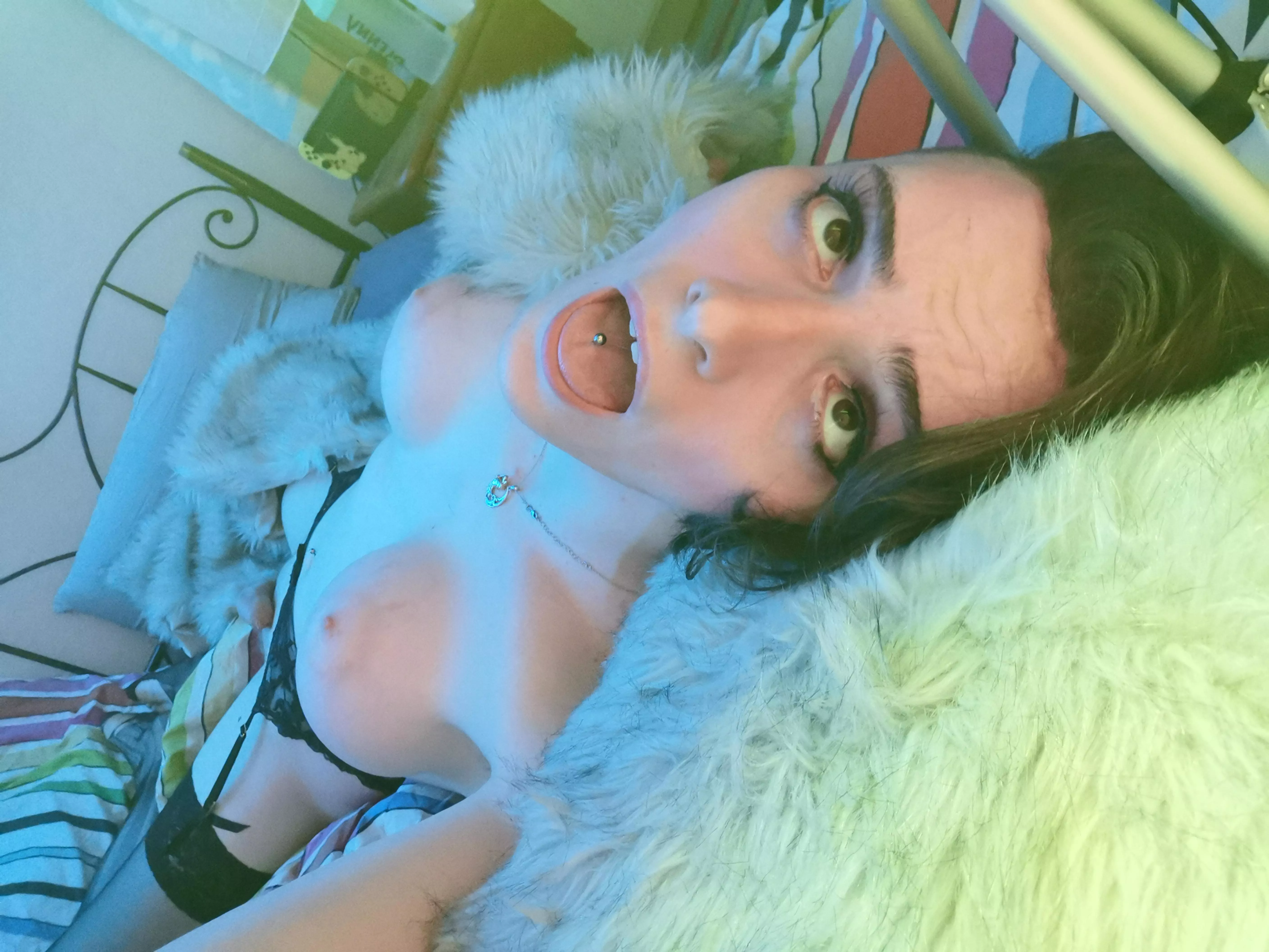 Some ahegao goodness for y'all 💕