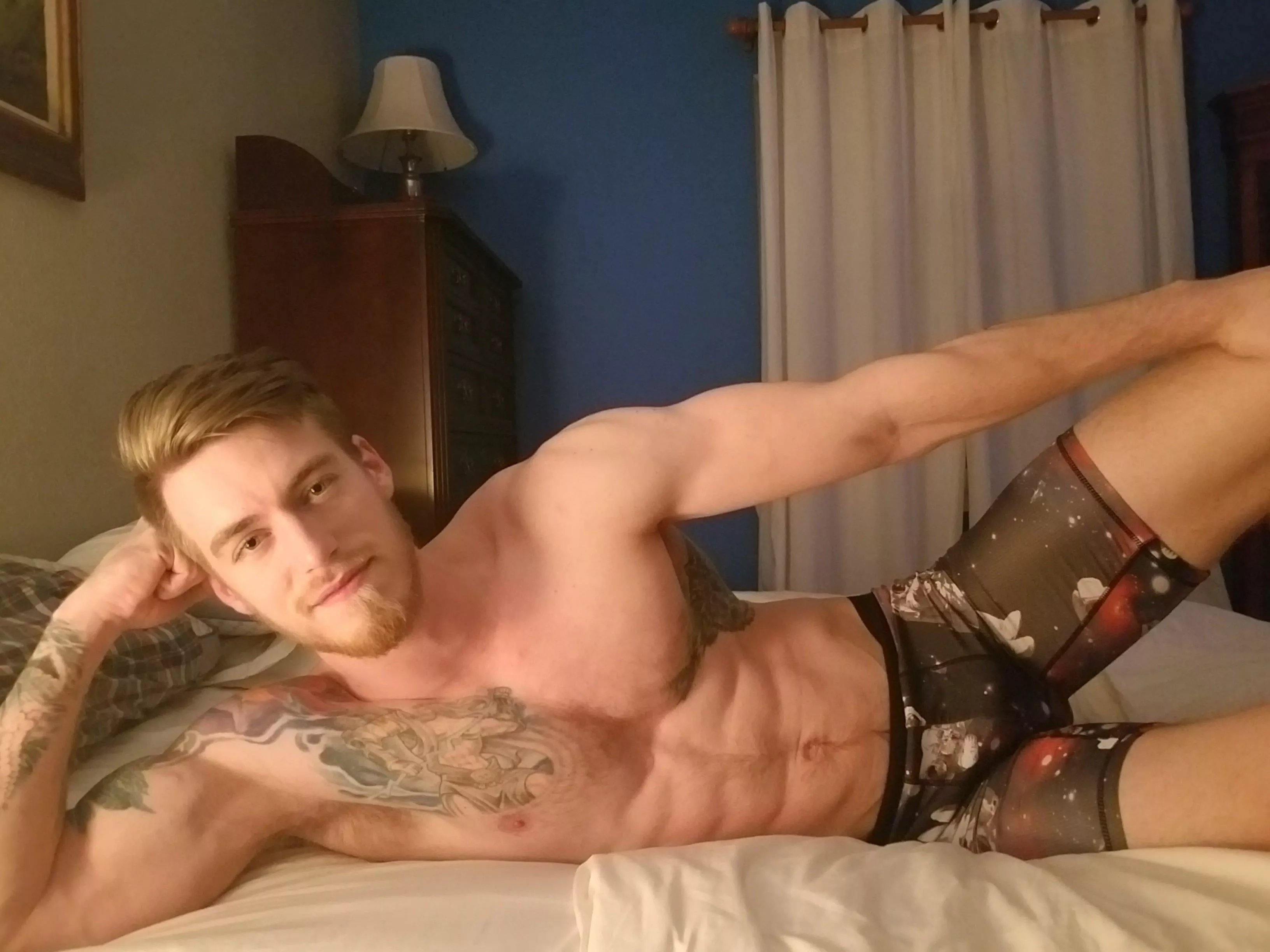 Someone wanna come lay down with me?