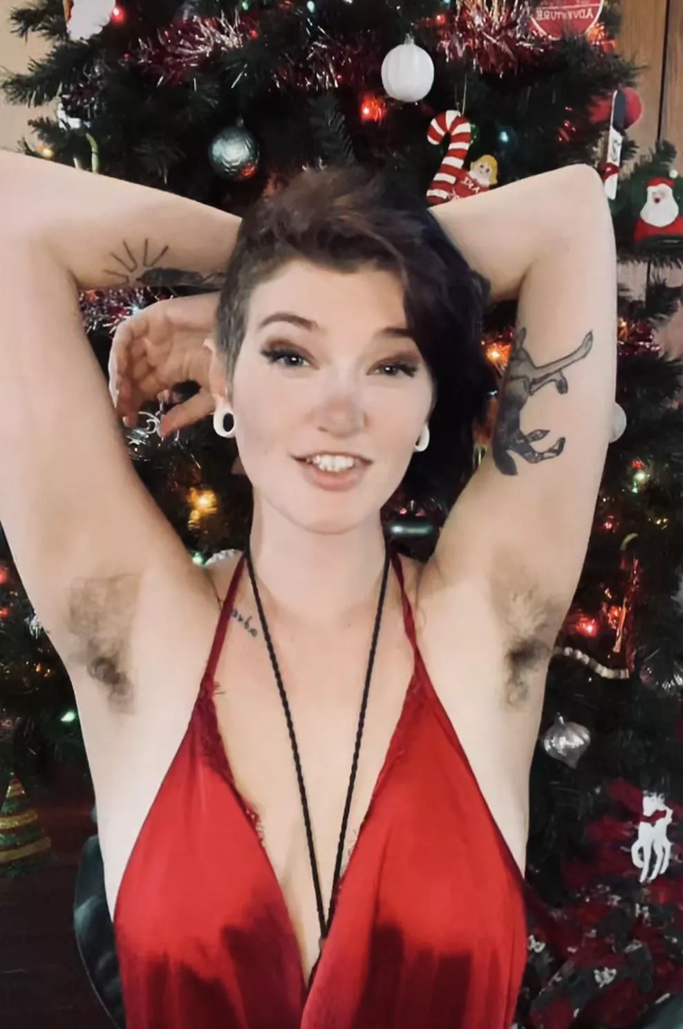 Spend your holidays worshipping me ❤️