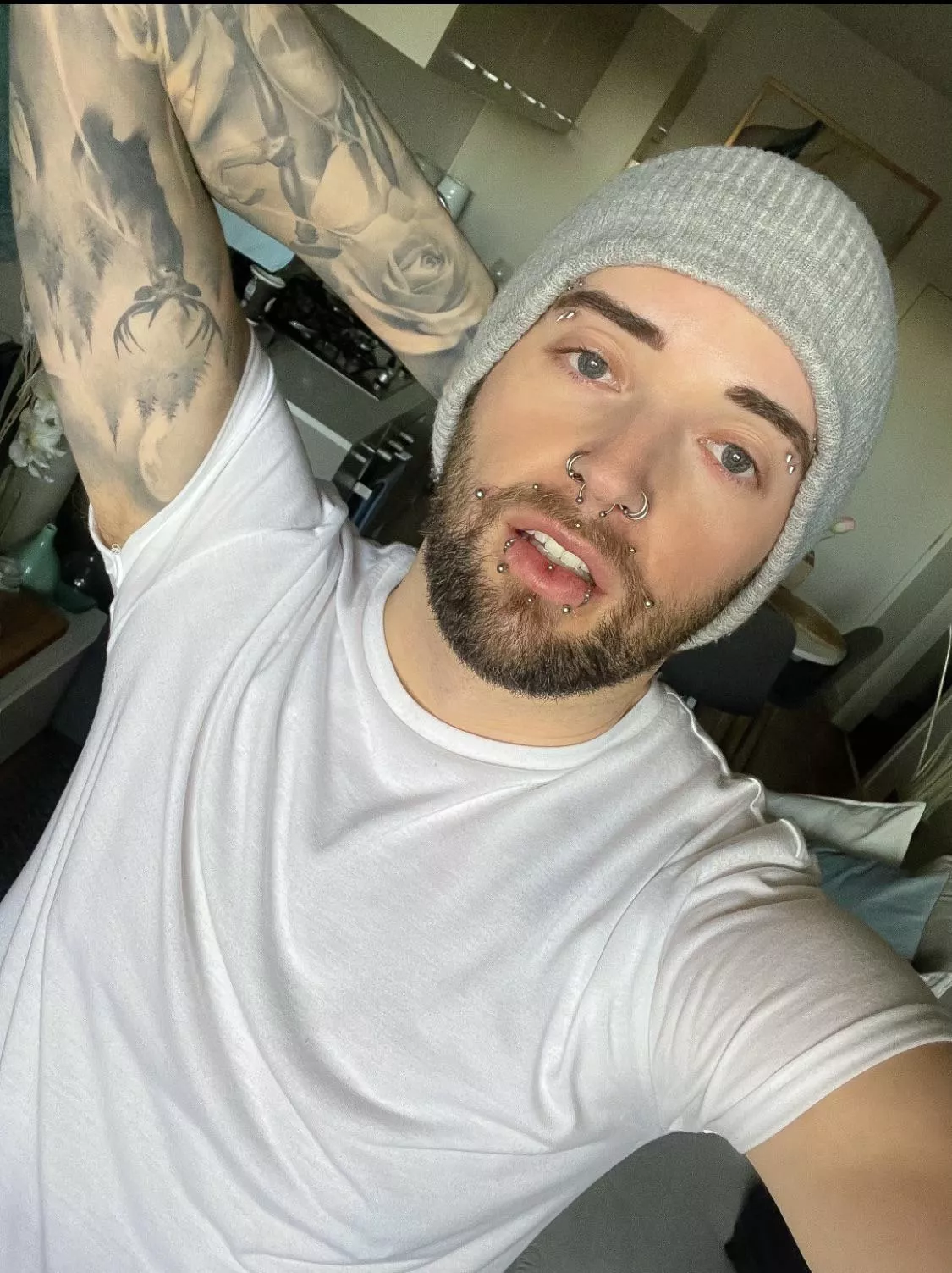 Tatts and piercings ✌🏻