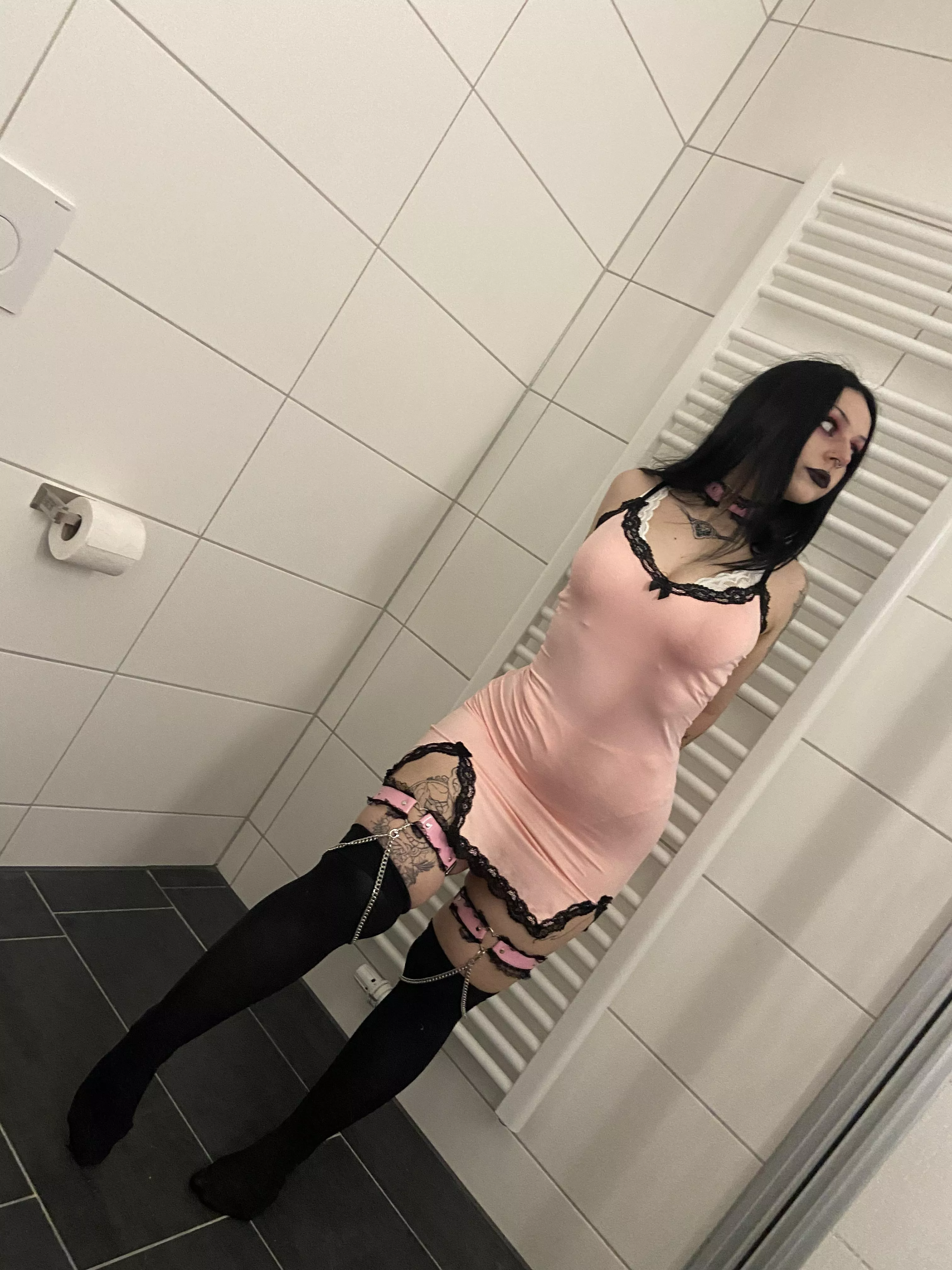 Thighs so thick they can sufficate you