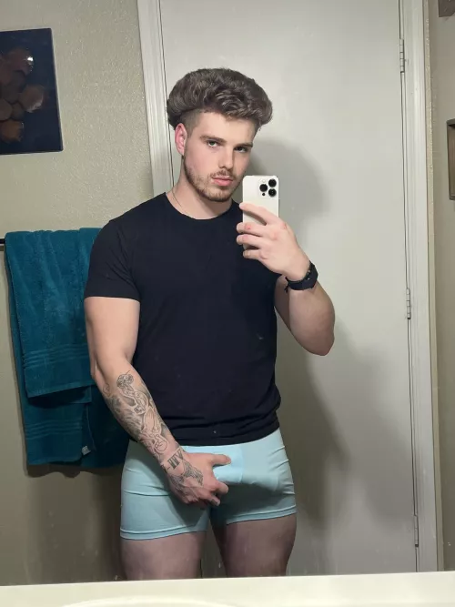 Took a break from gaming to take this pic;)