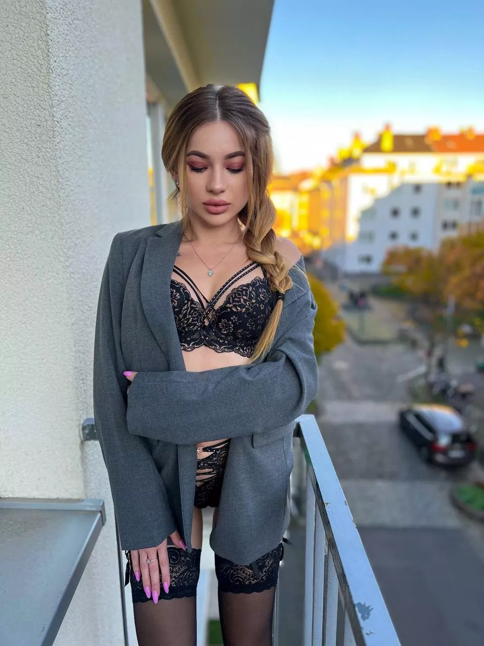 wanna kiss my sweet lips