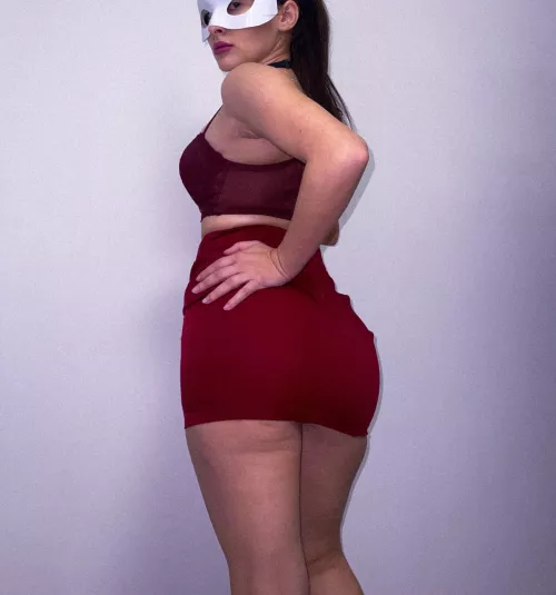 Who wants to pull up my skirt??