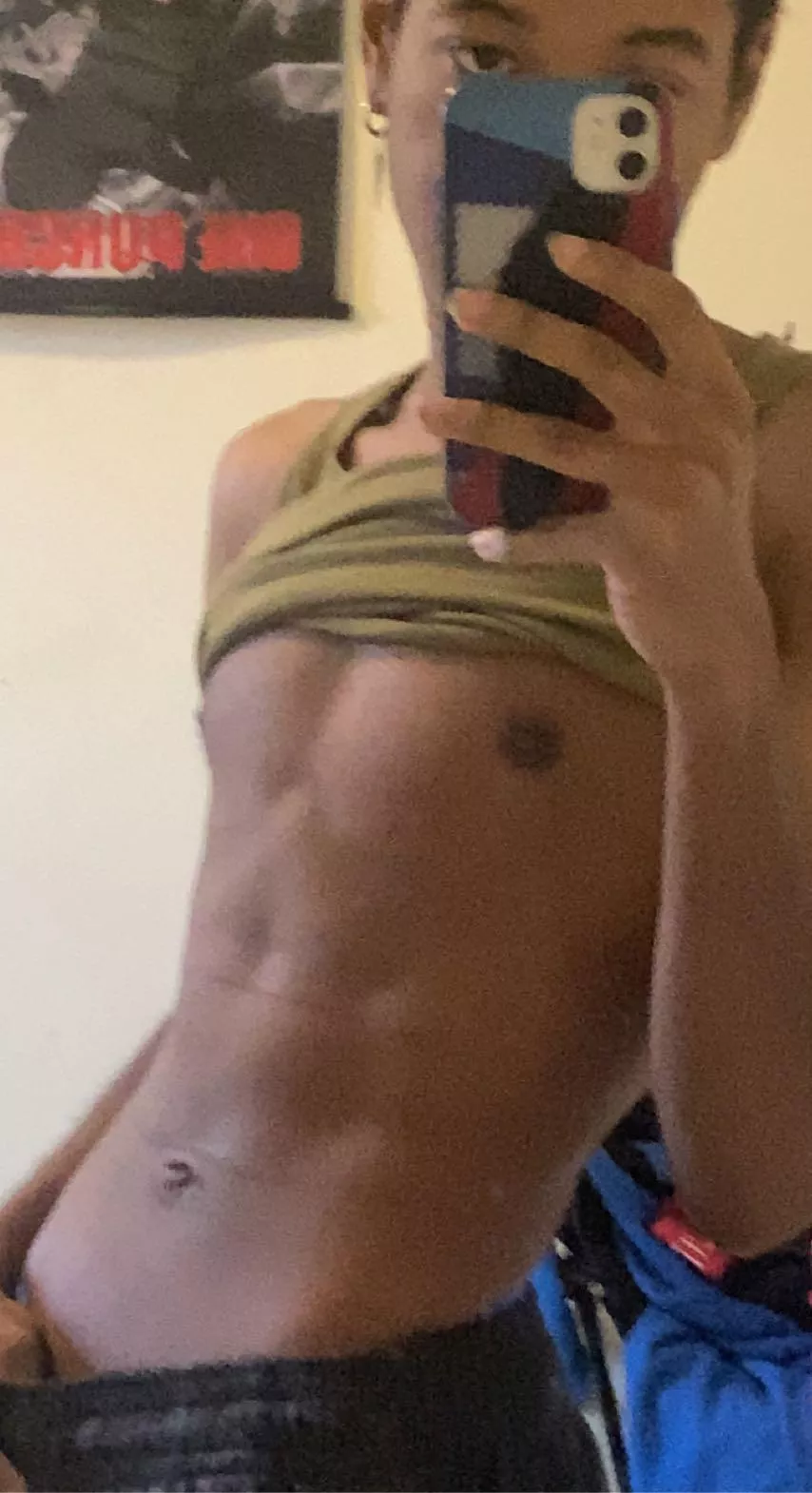 20, looking for longterm friends and FWB, if ur cool and hot u should hmu (sc: Zman2502)