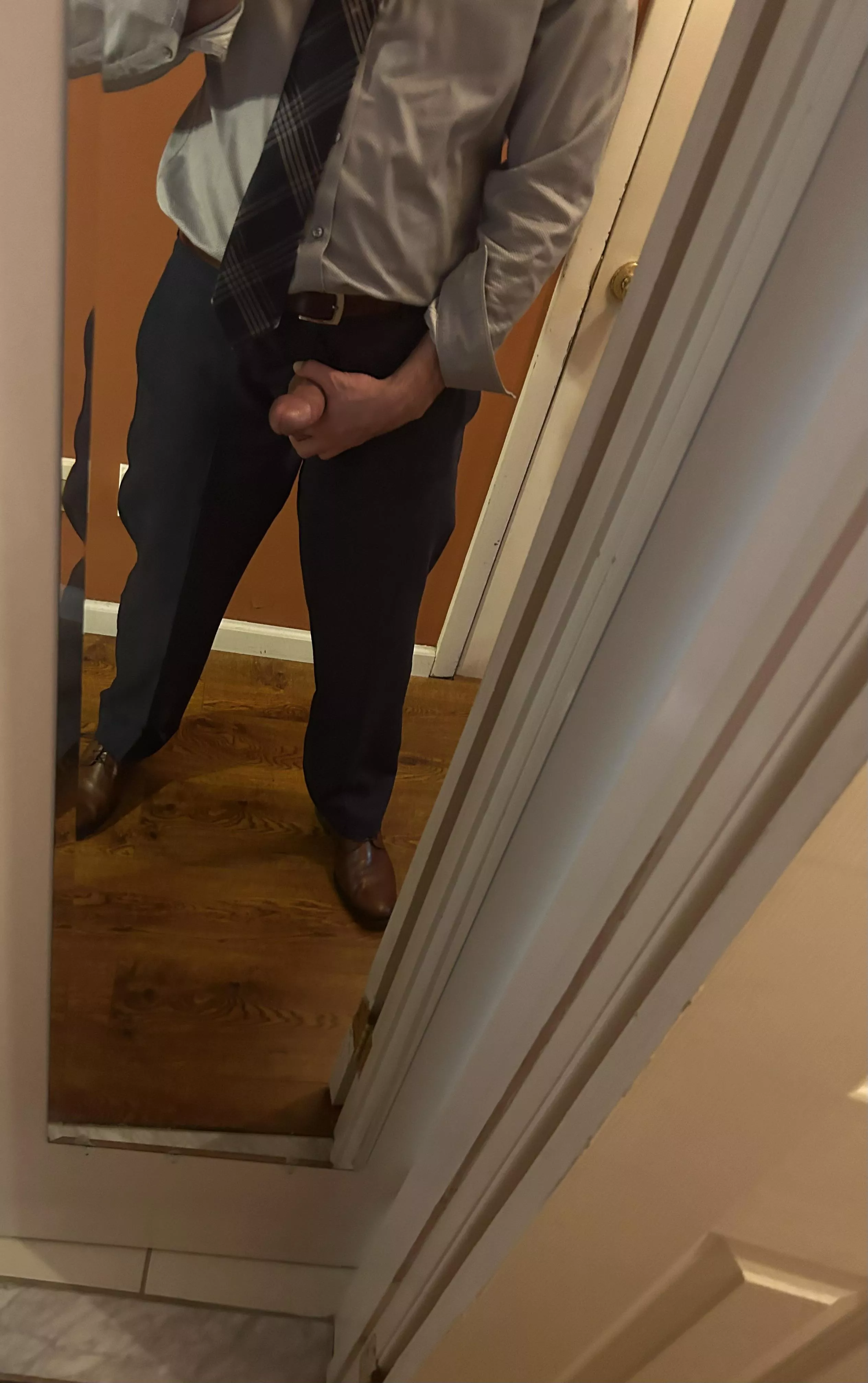[34][M4A] how do you like my work holiday party fit?