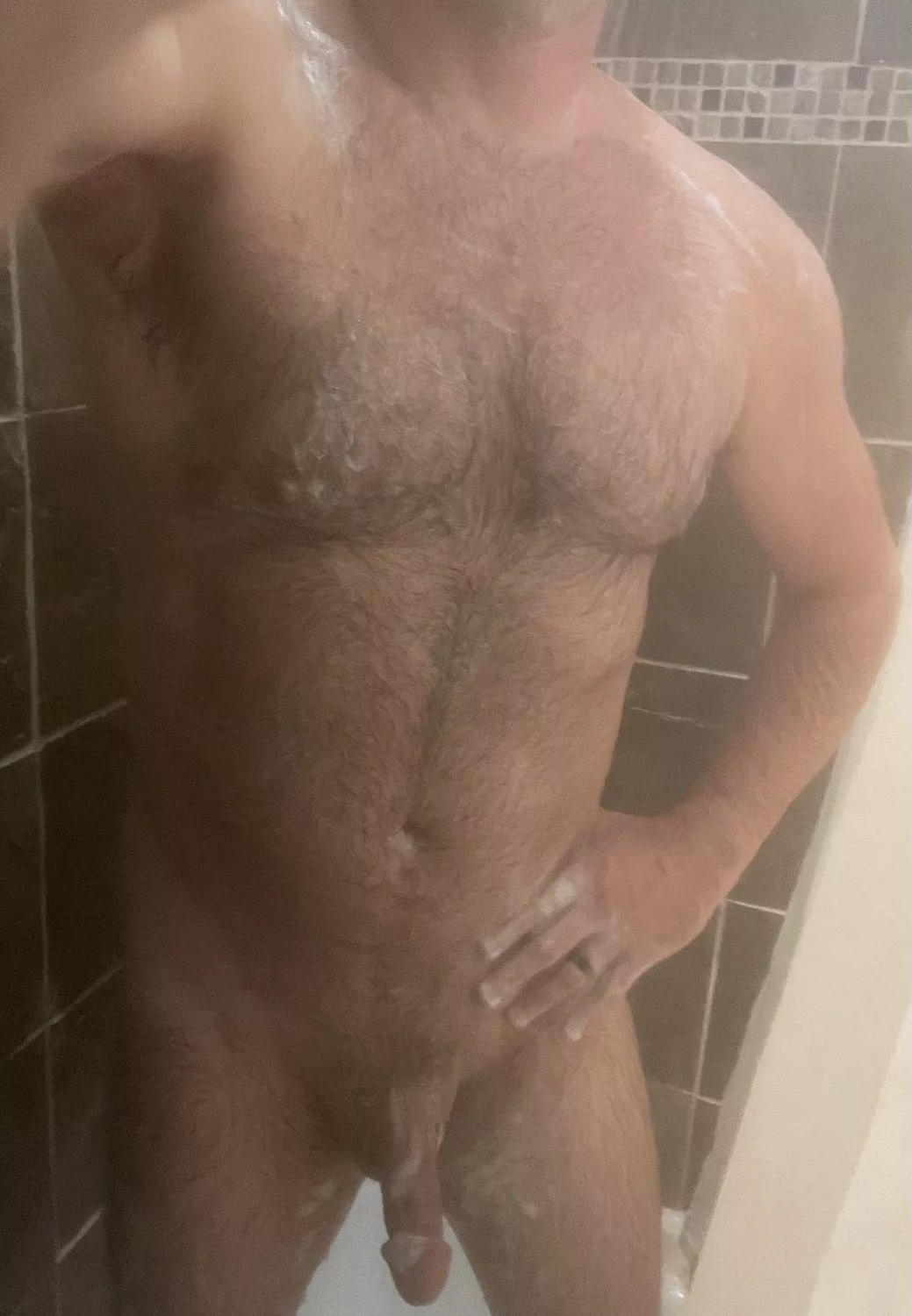 [48][M] This daddy needs some help lathering up. Anyone with good hands?