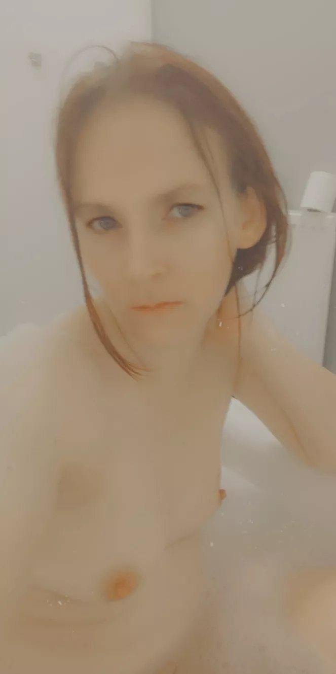 Are small tits pretty?