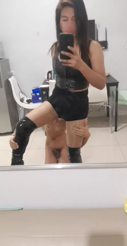 Ass sniffing by one of my slave..