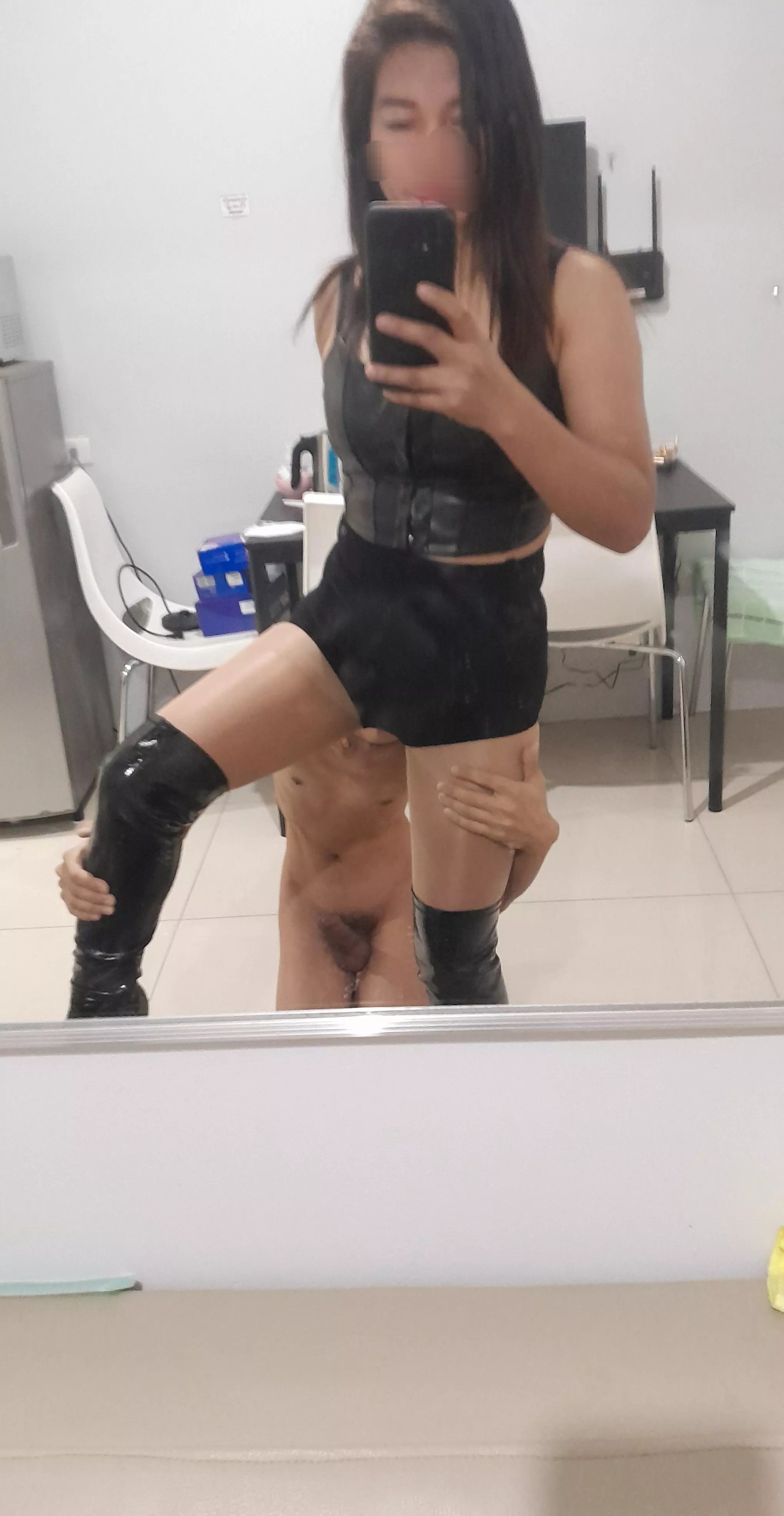 Ass sniffing by one of my slave..