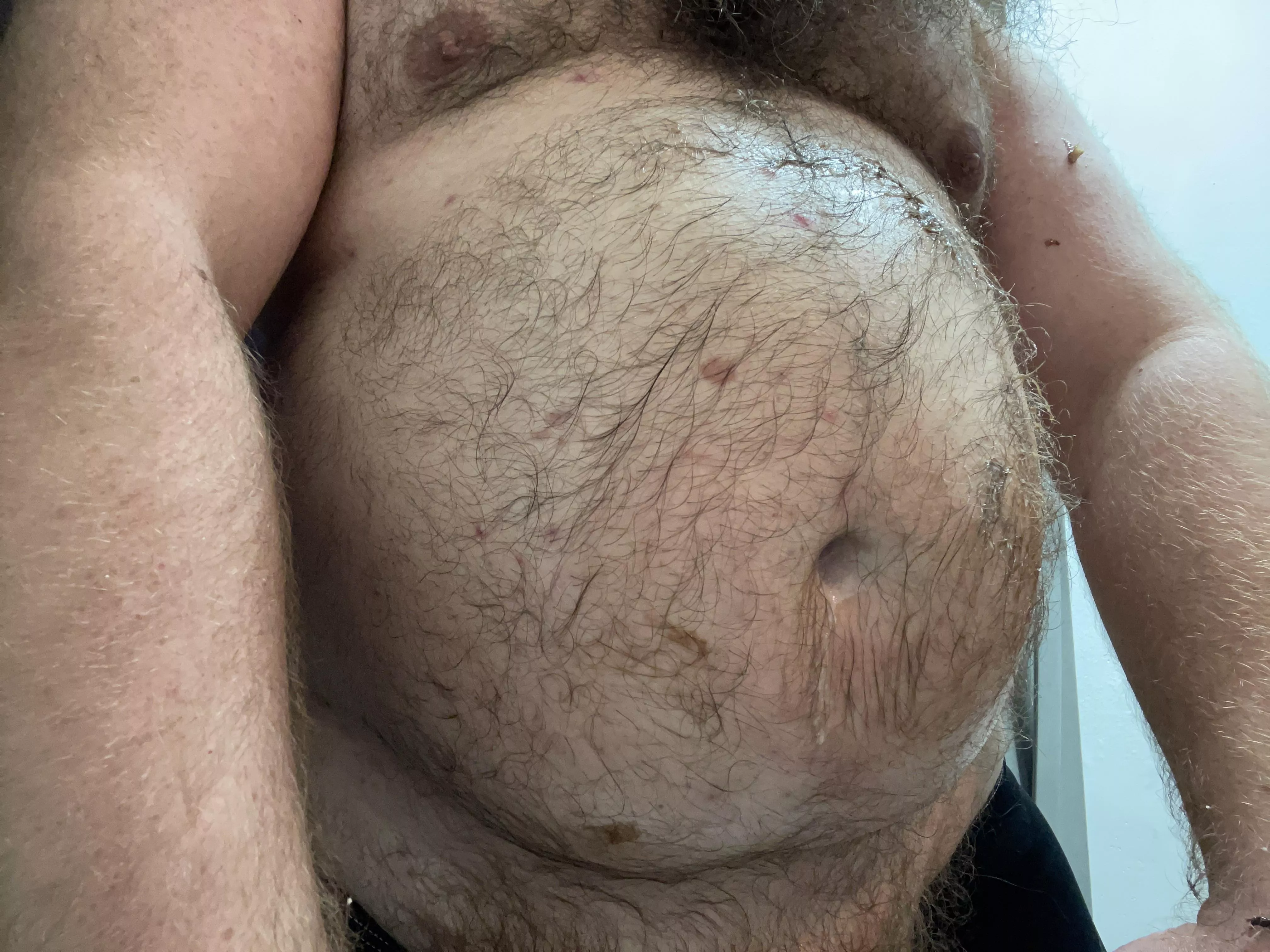 Chubb got a little hungry.. well.. very hungry 😈🧁💦