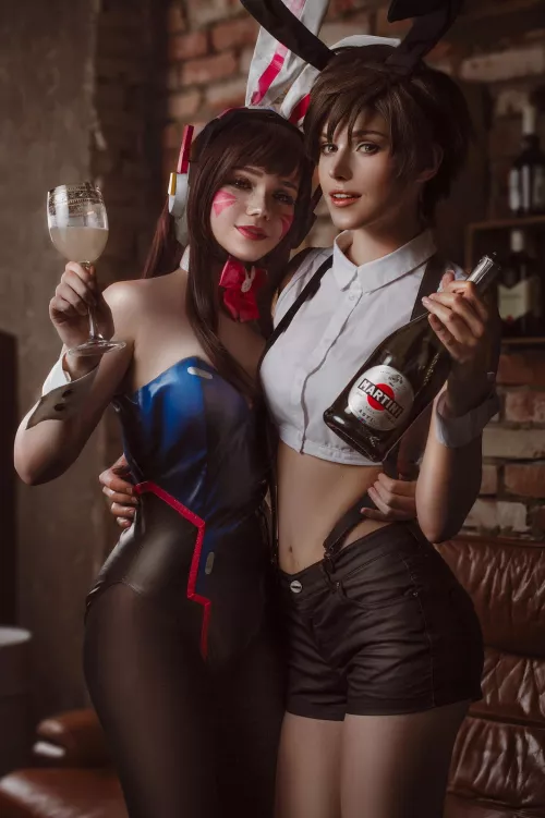 D.Va & Tracer cosplay by Neyrodesu (me) & Shirogane_sama