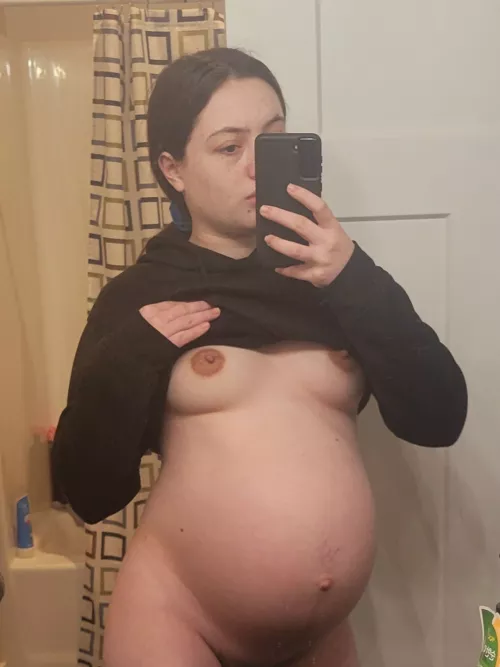 feeling round and cute🥰