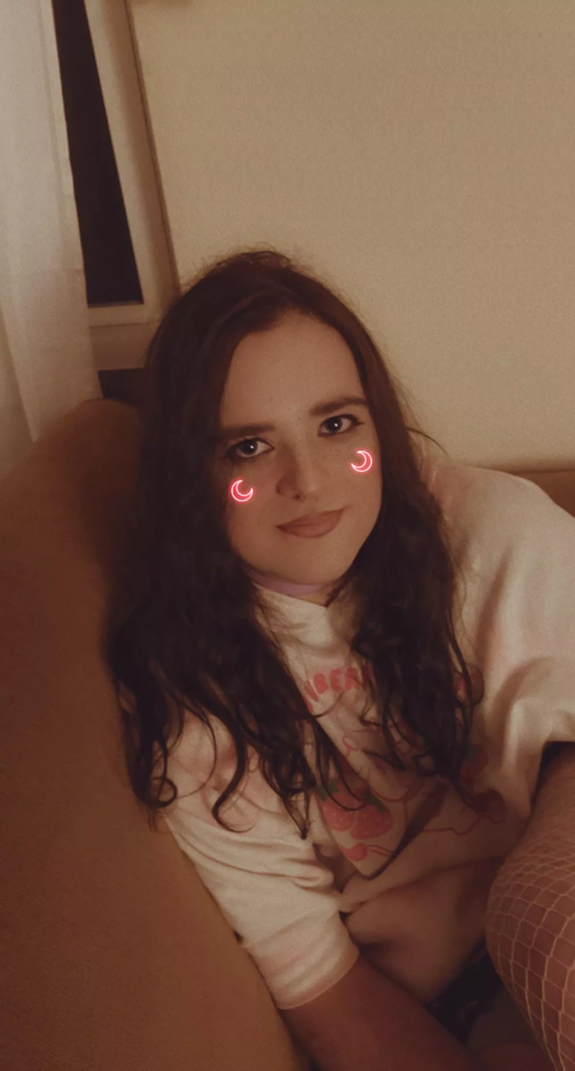 first time trying to look feminine 👉👈