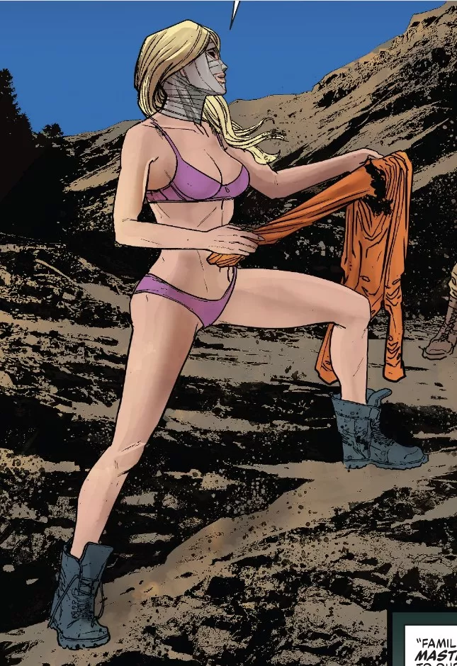 Giulietta's Underwear [Jennifer Blood Presents… Giulietta Romeo: Hitwoman]