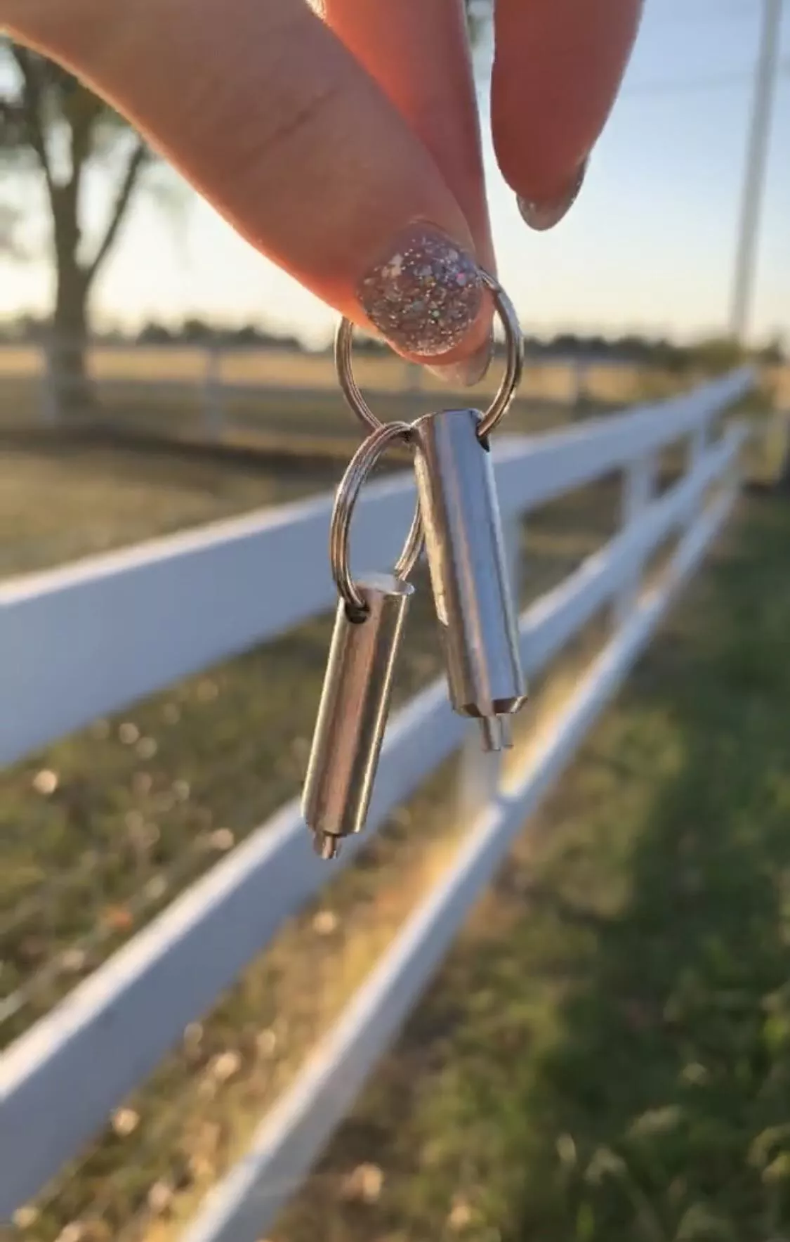 Hand me your keys 🔑 💳. No dirty Christmas if mommy isn’t pleased. You agree ?