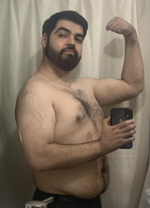 Hate my belly in this pic