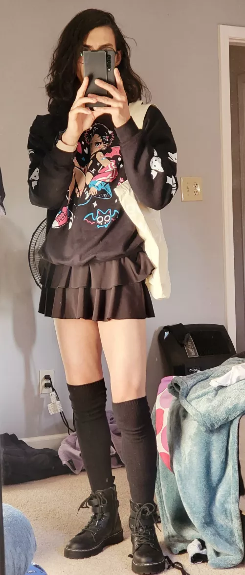 Henlo! First time posting and nervous!