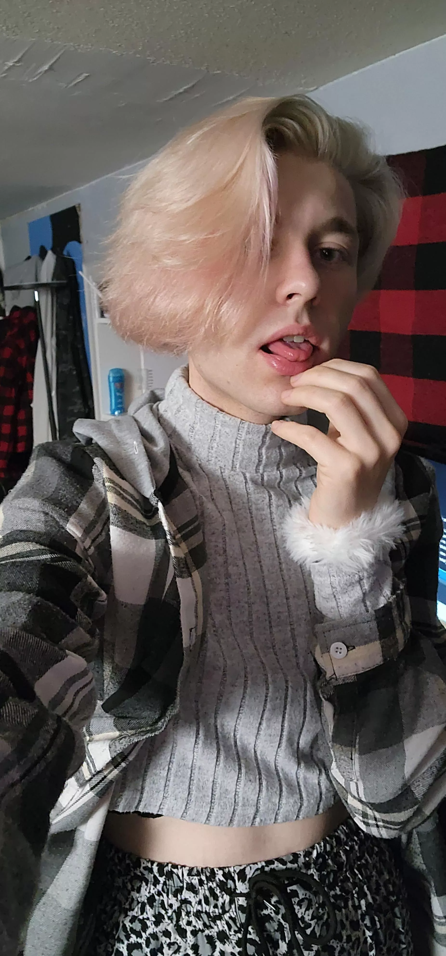 Hey, good evening to YOU!! ❣️💋