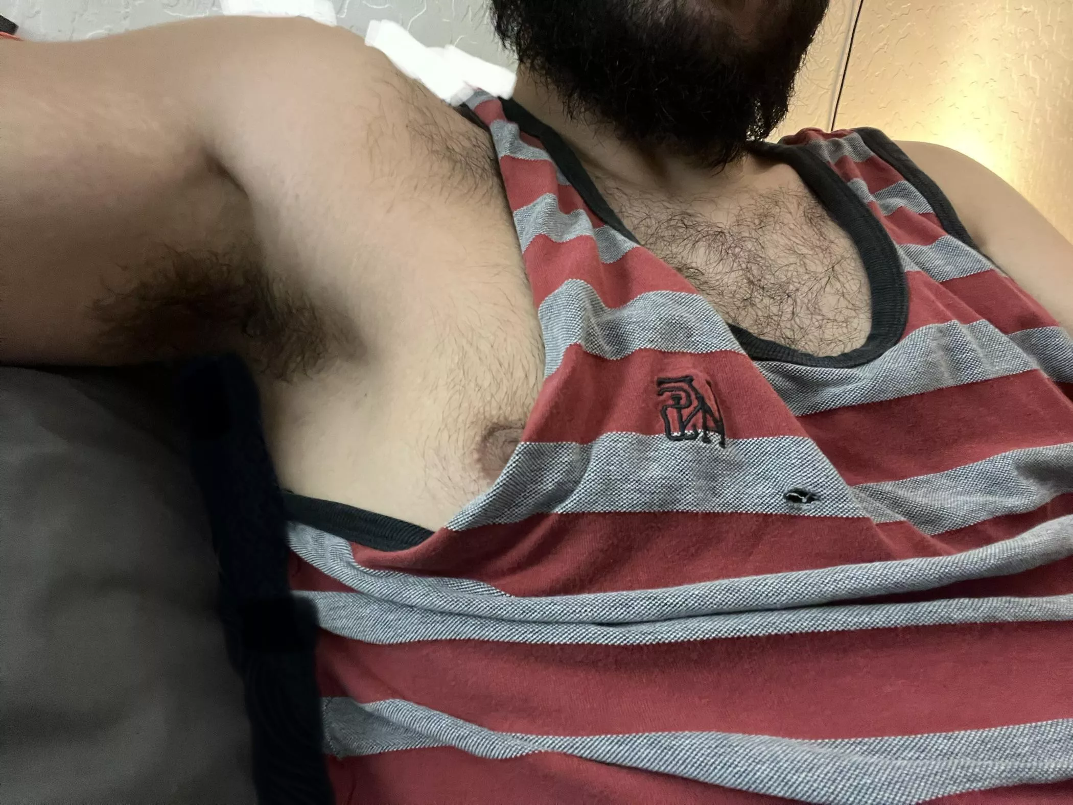 Hope you like hairy guys 😏