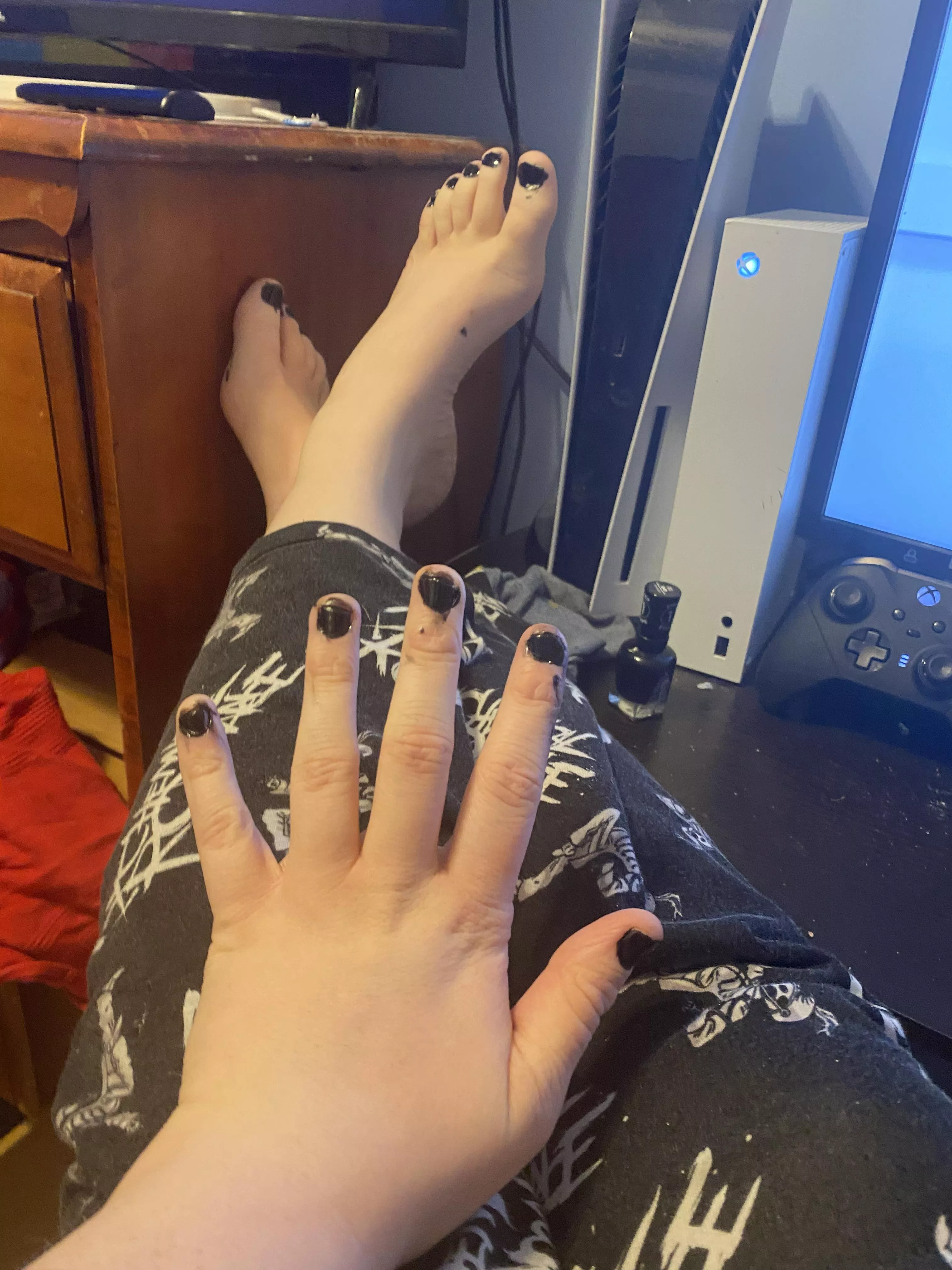 I painted my nails :)