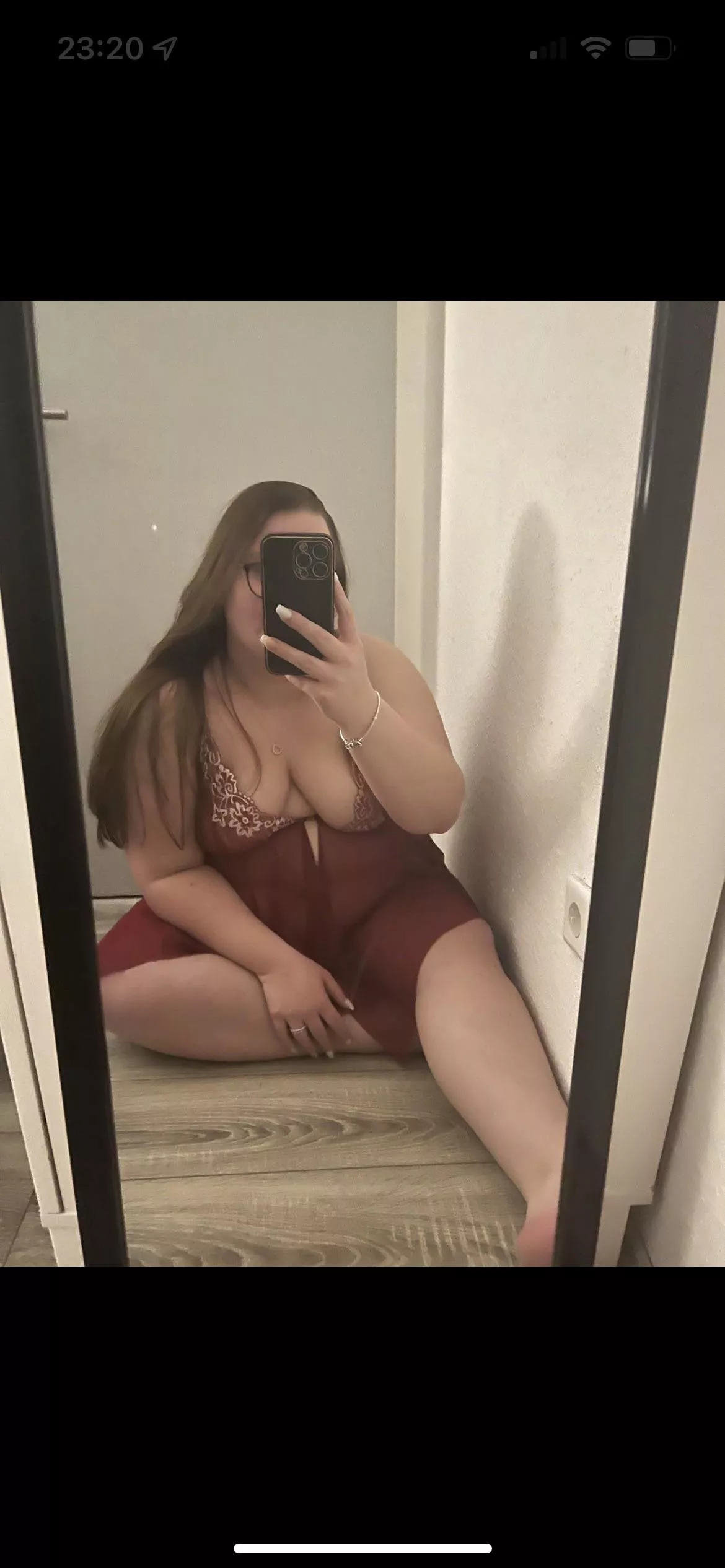 I wanna fuck so, bad right now🤭