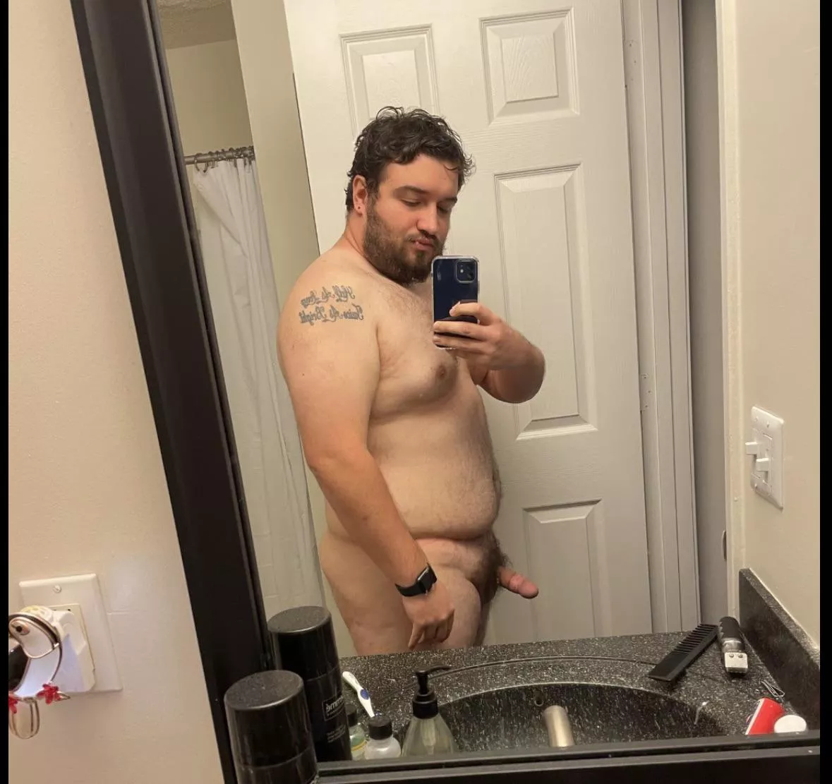 It’s 3 am and I’m unbelievably horny