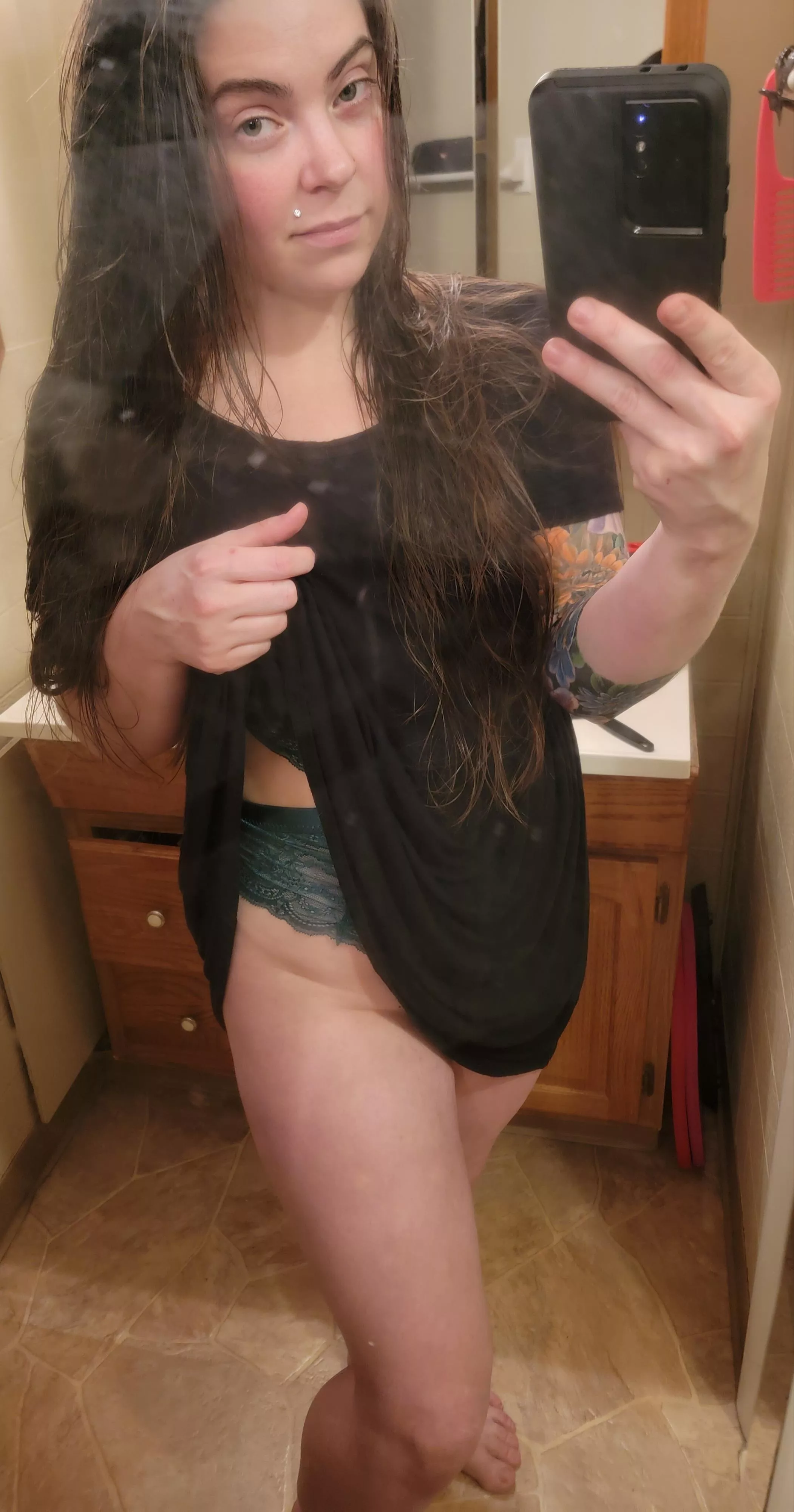 need a secert milf for xmas?